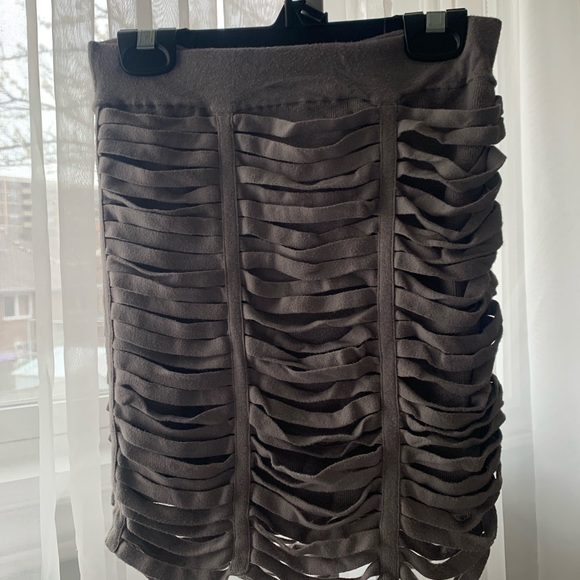 Gray string skirt or shirt - Picture 2 of 12